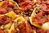 Vegan Ricotta-Stuffed Shells with Spinach and Marinara