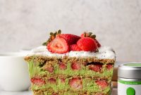 No-Bake Strawberry Matcha Cake — Gluten-Free Vegan Recipe