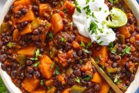 30-Minute Black Bean Chili: Low-Fat, Flavorful Weeknight Recipe