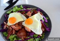 Crunchy Bacon and Egg Salad Recipe with Crispy Bits