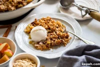 Simple Rhubarb Crisp Recipe for Perfect Spring Desserts