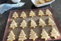 Keto Christmas Sugar Cookies Recipe — Low-Carb Holiday Treat