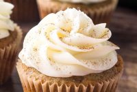 Moist Zucchini Cupcakes with Cream Cheese Frosting