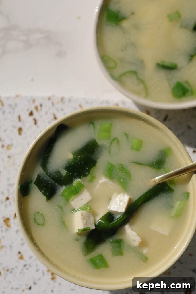 Authentic Miso Soup Recipe: Simple Homemade Japanese Broth 3 miso soup recipe 2