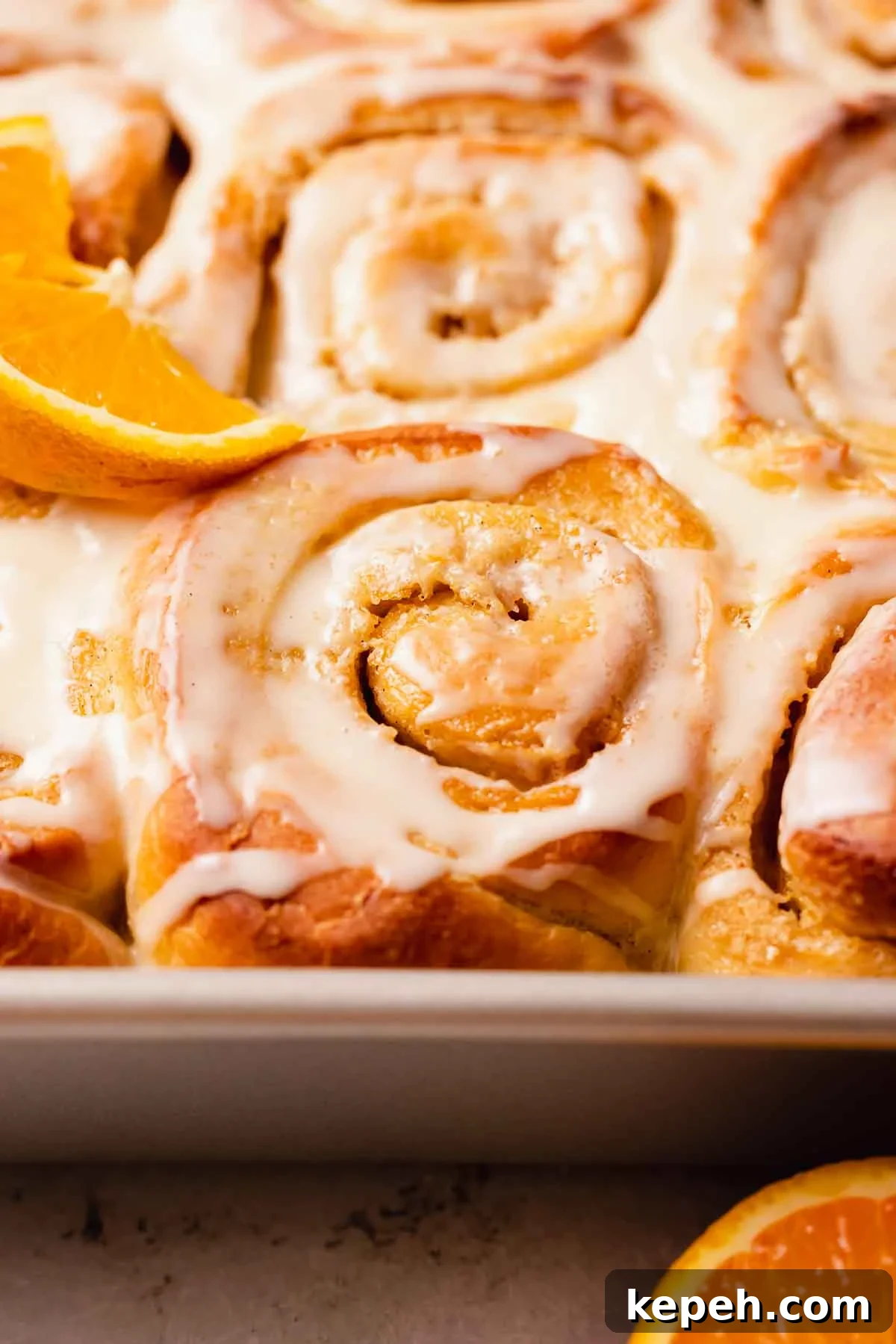 orange cinnamon rolls