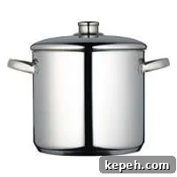 Curried Coconut Lentil Soup with Warm Aromatic Spices 20 MasterClass Induction-Safe Stainless Steel Stock Pot with Lid, 7 Litres