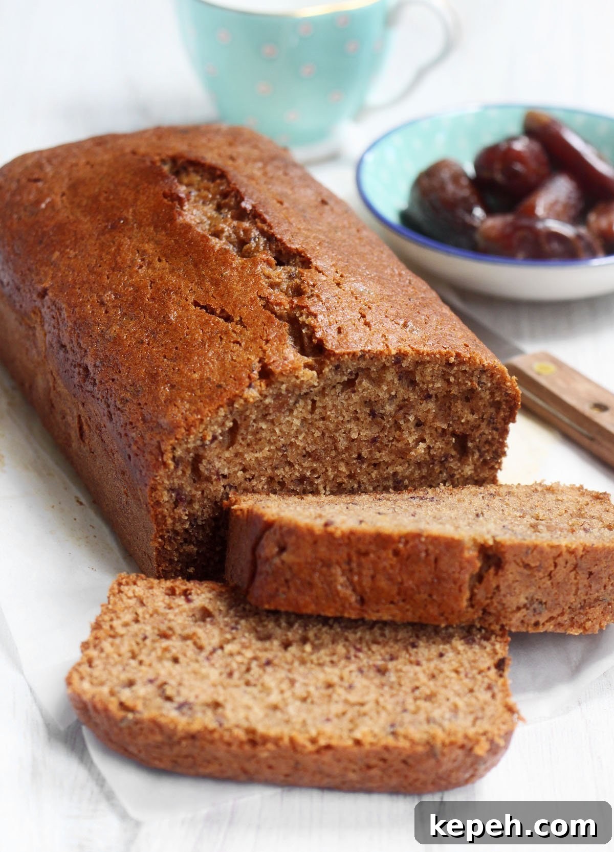 sticky date cake