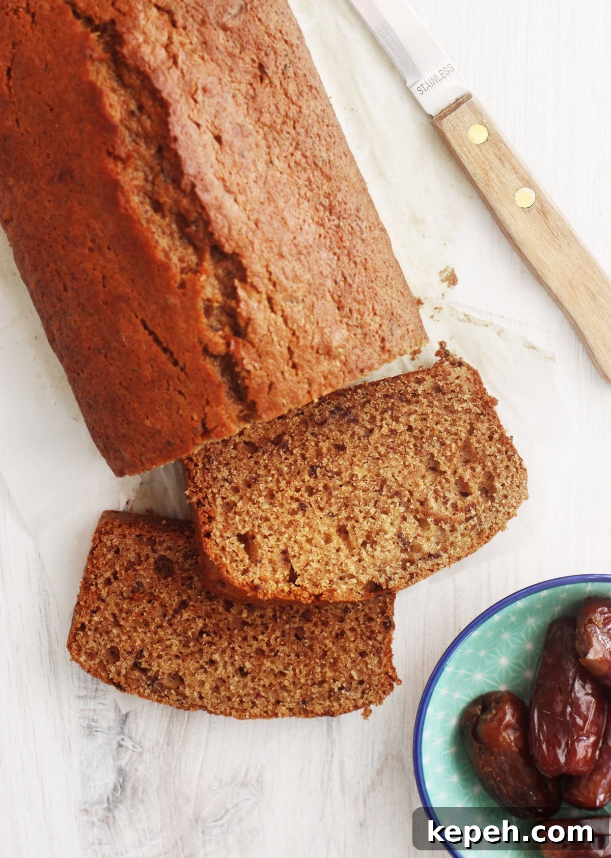 sticky date cake