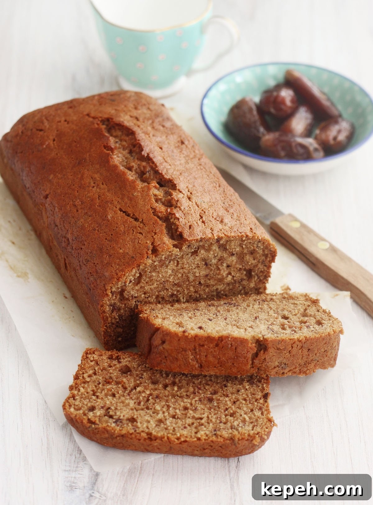 sticky date cake