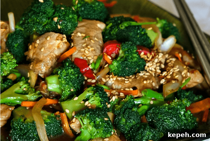 Broccoli and Pork Tenderloin Stir-Fry