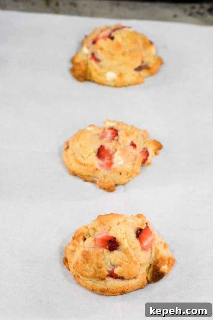 Strawberry Cheesecake Cookie Recipe: Soft Baked Strawberry Swirls 10 Keep the strawberry cheesecake pudding cookies on the baking sheet for a few minutes before transferring to a newspaper lined counter for cooling.