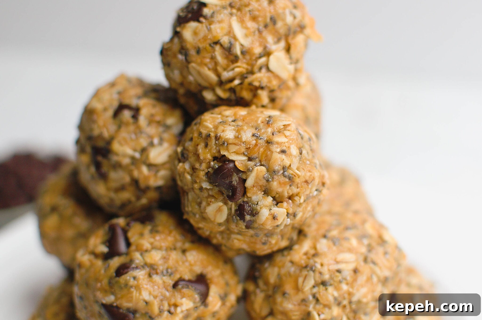 No-Bake Cookie Dough Energy Balls: Protein-Packed Snack Recipe 4 Cookie Dough Energy Balls