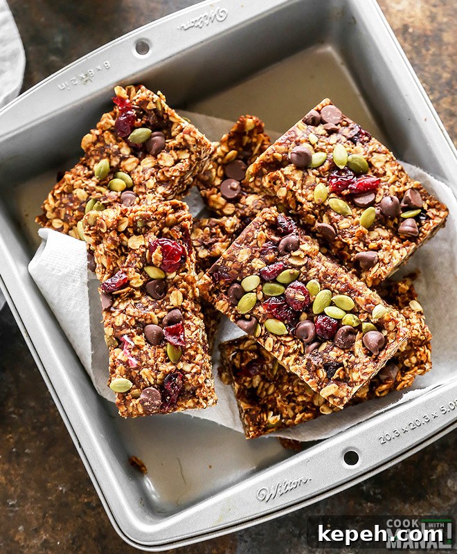Pumpkin Spice Granola Bars: Homemade Fall Snack Recipe 3 pumpkin-granola-bars-recipe