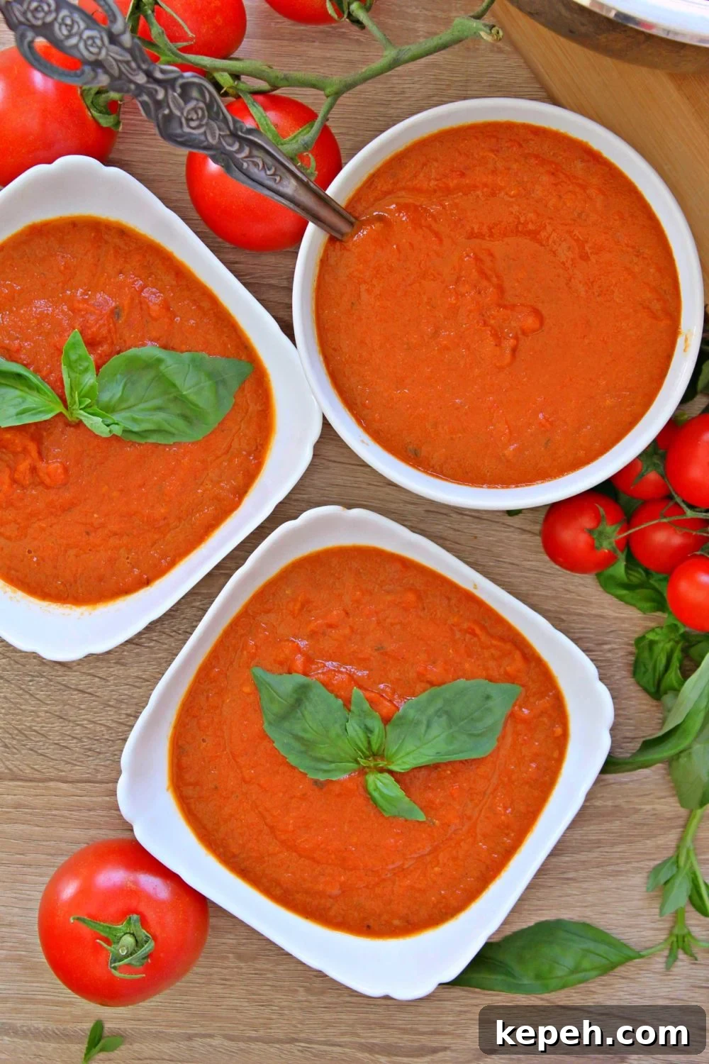Creamy Tomato Basil Soup Recipe for Cozy Weeknight Meals 6 roasted tomato and basil soup