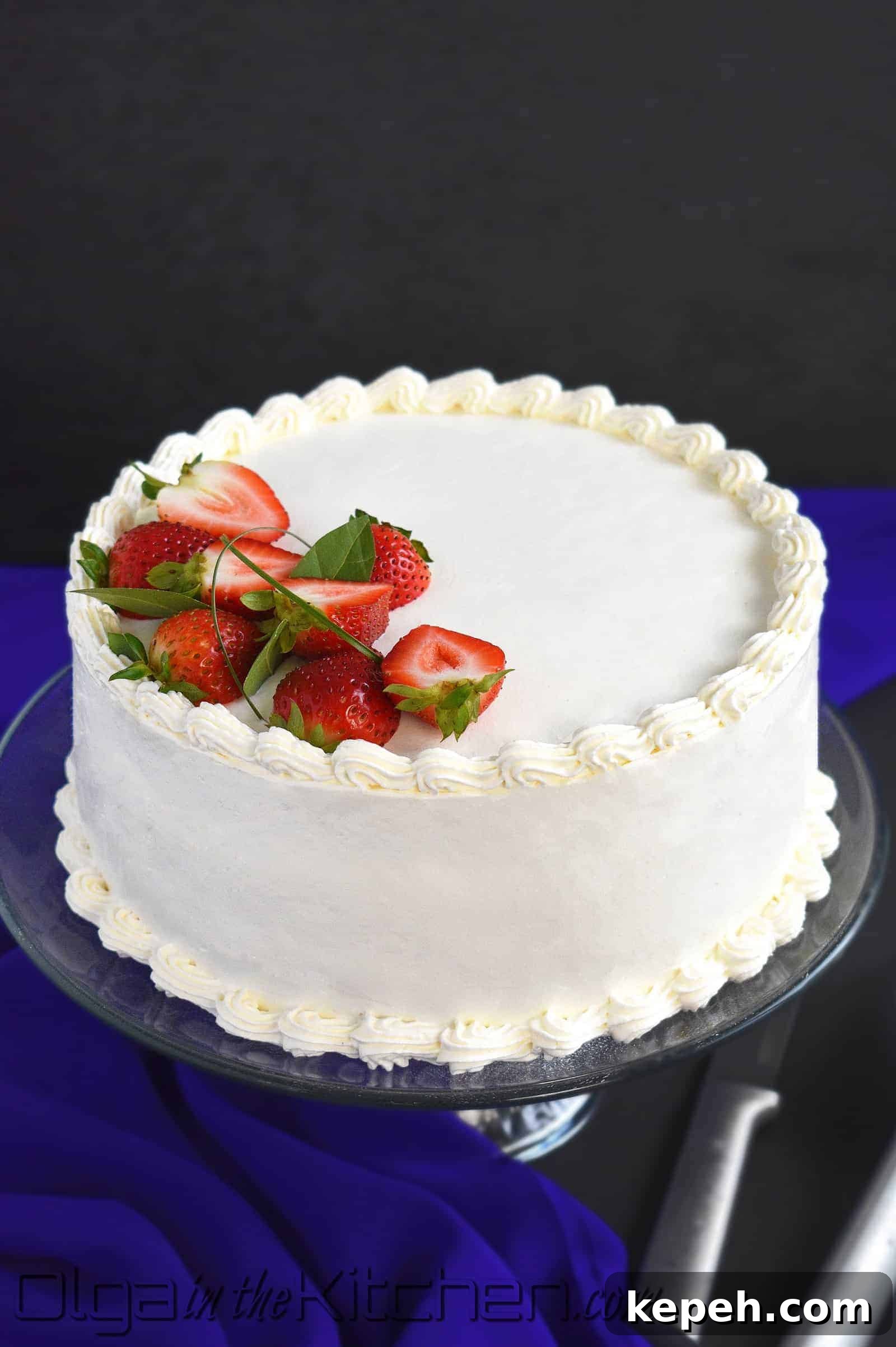 Strawberry and Kiwi Layer Cake Recipe: Light Summer Dessert 3 how to make sponge cake