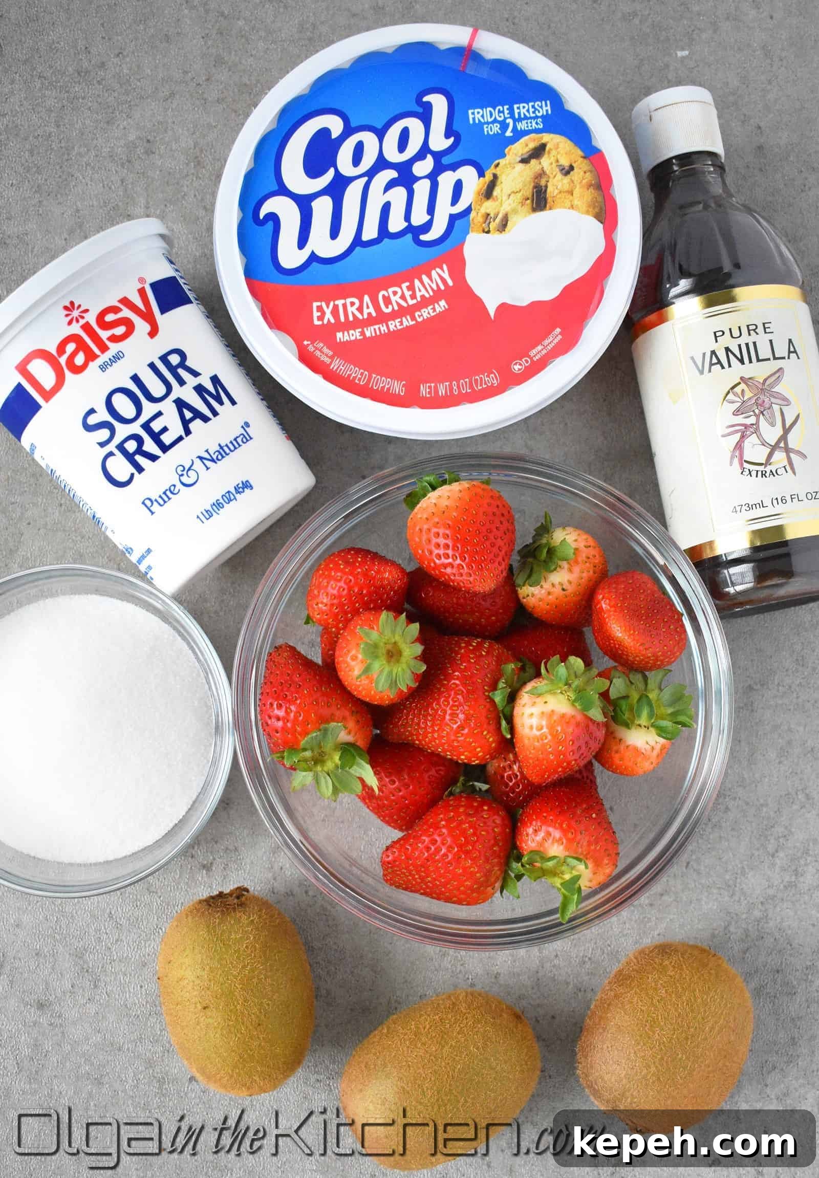 Strawberry and Kiwi Layer Cake Recipe: Light Summer Dessert 5 sour cream frosting ingredients
