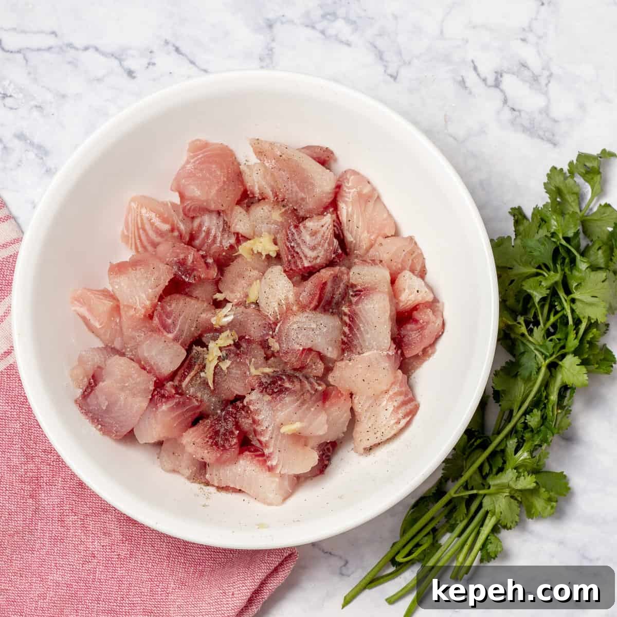 Low-Calorie Ceviche Recipe with WW Points Guide 5 Fish cubes seasoned with garlic, salt and black pepper