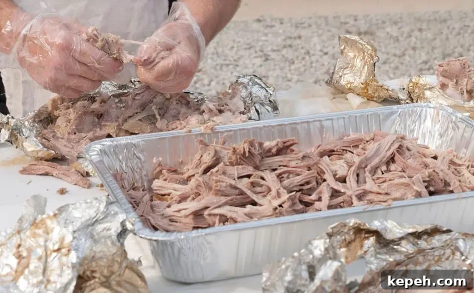 Pulling Pork on a Weber Smokey Mountain: Pulled Pork Recipe 10 img 3892 10