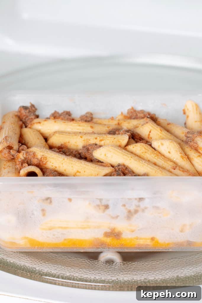 Can You Store Frozen Microwave Meals in the Fridge? What to Know 4 Bacteria will start to grow once frozen microwave meals thaw