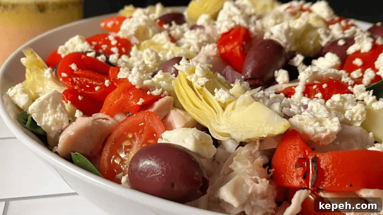 10 Filling Lunches to Crush Your 3 PM Sugar Cravings 2 Keto Greek Salad