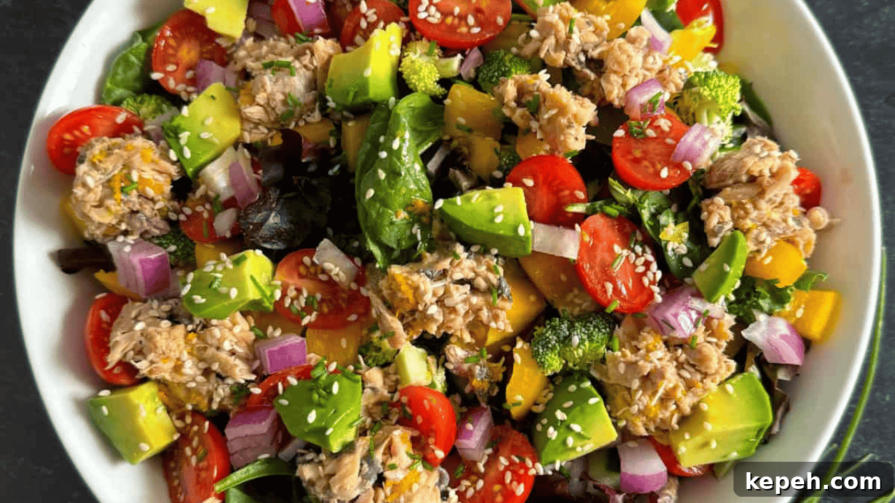10 Filling Lunches to Crush Your 3 PM Sugar Cravings 4 canned salmon salad