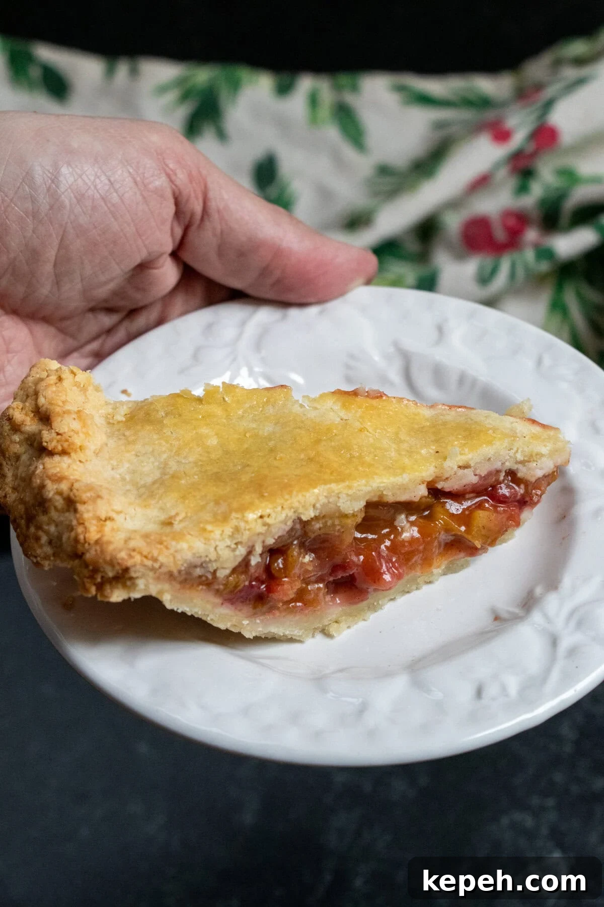 Strawberry Rhubarb Pie Recipe: Sweet-Tart Summer Dessert 16 slice of strawberry rhubarb pie