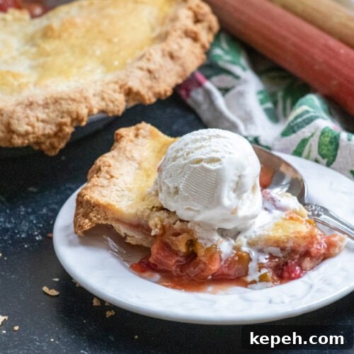 Strawberry Rhubarb Pie Recipe: Sweet-Tart Summer Dessert 17 img 4793378 16