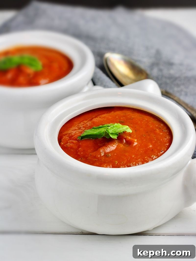 Tomato Basil Soup: Vegan Whole30 Recipe for Comfort Meals 2 vegan whole30 tomato basil soup
