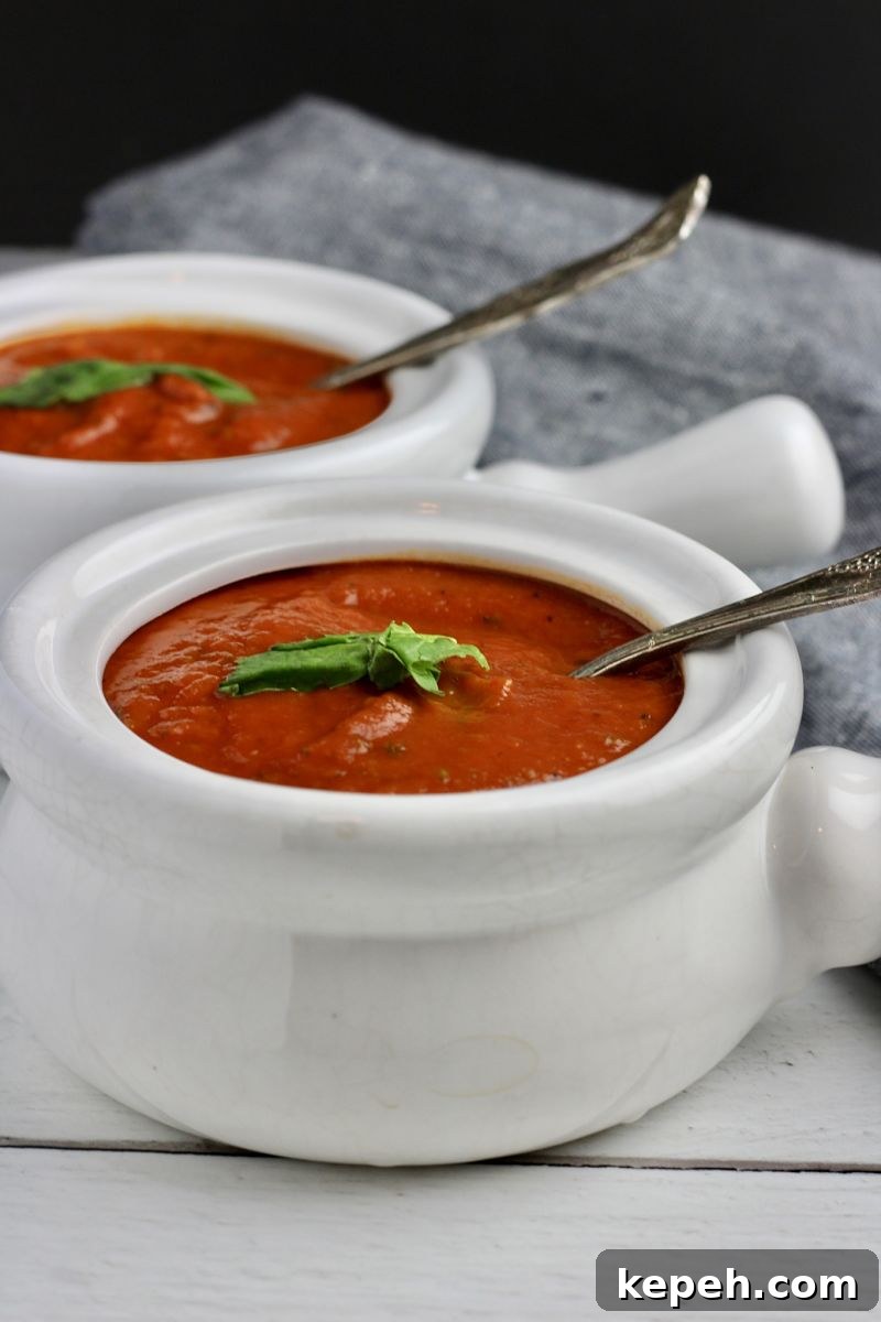 Tomato Basil Soup: Vegan Whole30 Recipe for Comfort Meals 4 vegan whole30 tomato basil soup