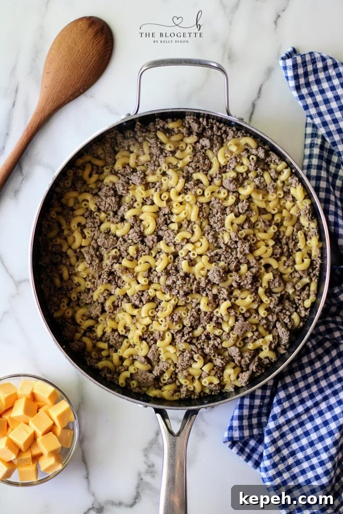Homemade Cheesy Beef and Pasta Skillet (Copycat Hamburger Helper) 7 How to Make Hamburger Helper