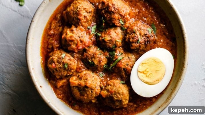 Pakistani Beef Kofta Curry