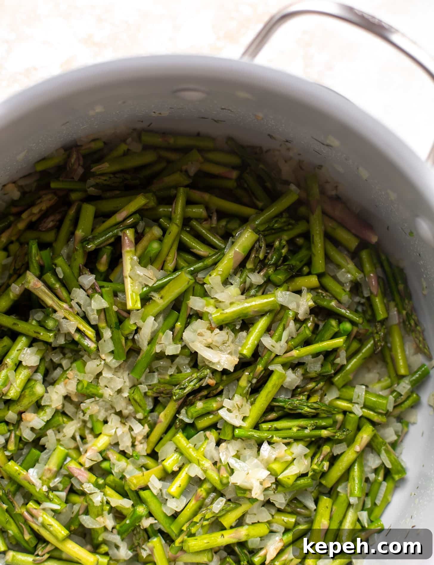 Silky Asparagus Soup Recipe — Classic Creamy Spring Soup 4 img 79428 3