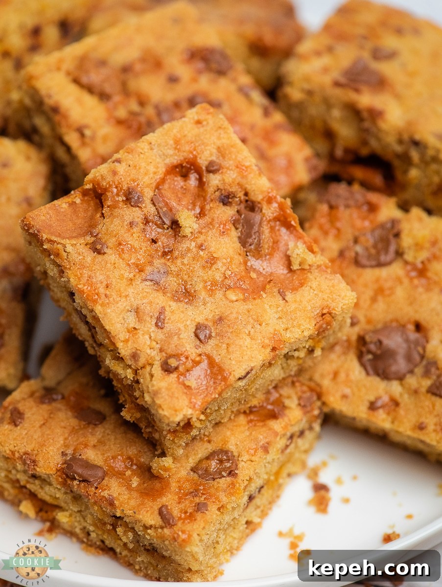 Butterfinger Cookie Bars Recipe: Crunchy Candy-Stuffed Blondies 2 butterfinger cookie bars