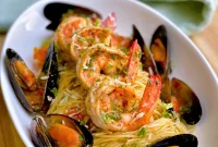 Garlic Butter and White Wine Seafood Pasta