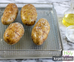 How to make baked potatoes in an air fryer