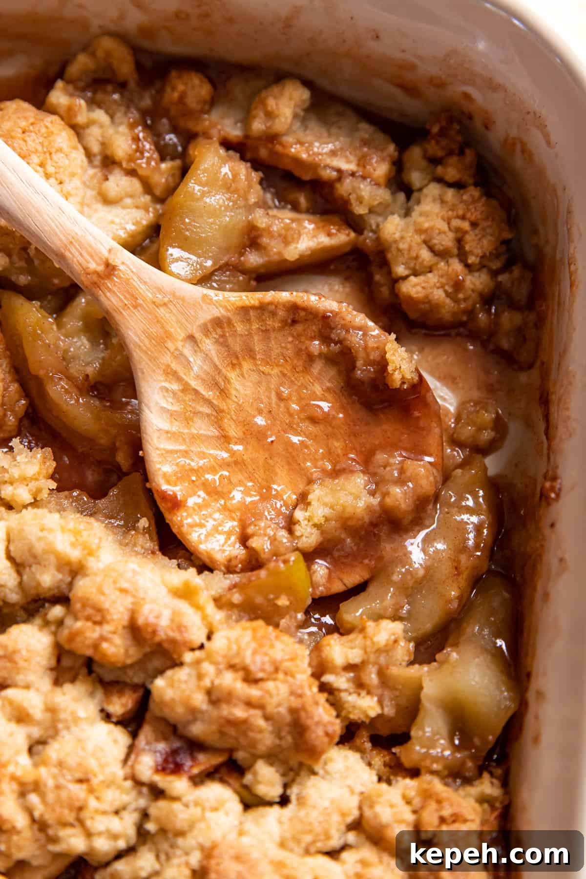 Classic Homemade Apple Cobbler with Cinnamon Crumble 10 apple cobbler.